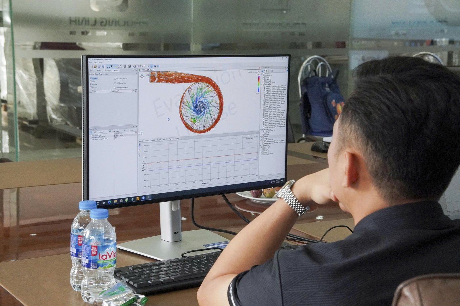 Học viên thực hành thiết kế và mô phỏng trong khóa đào tạo AES